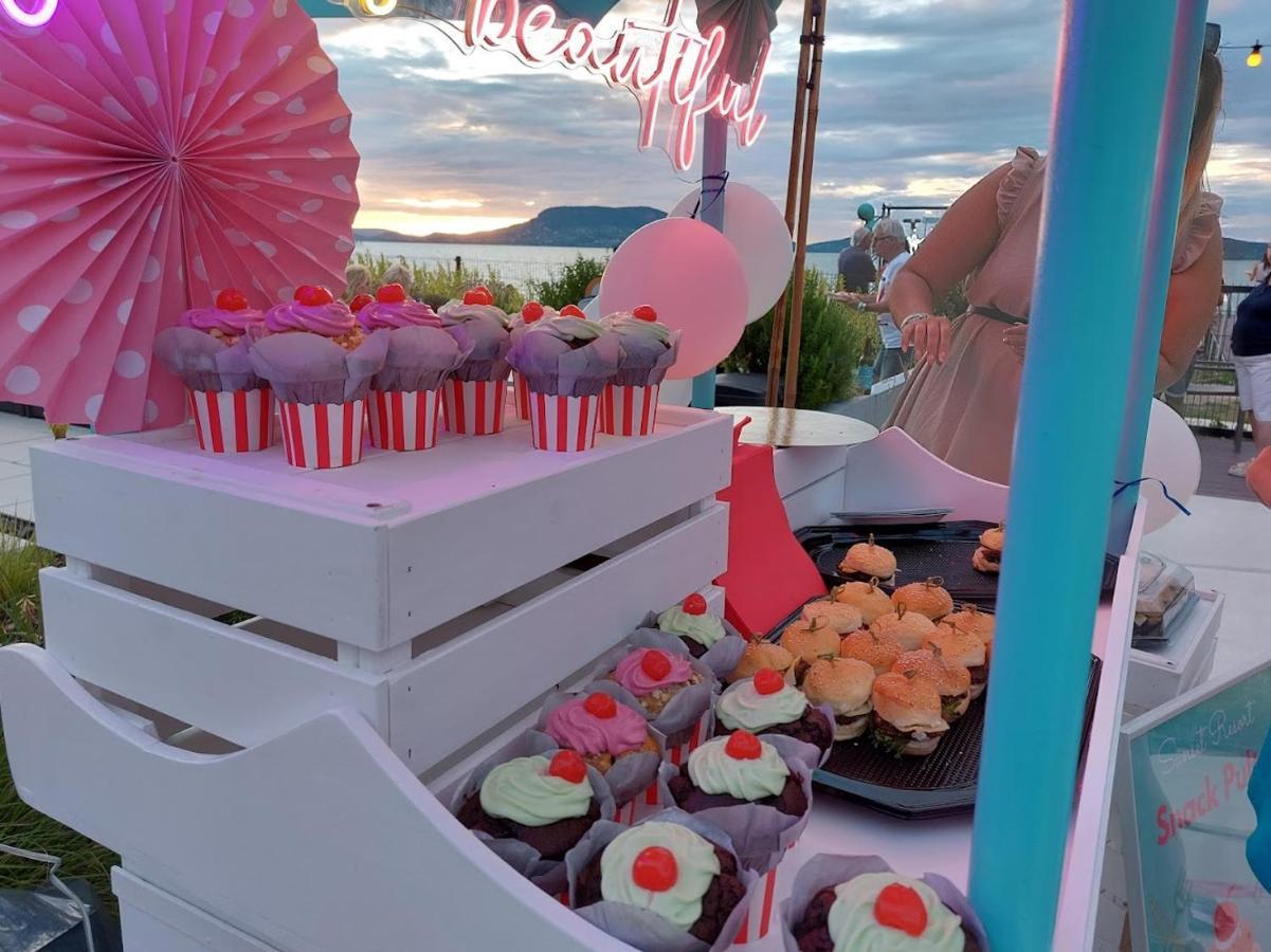 Sunset Resort - Lakeside Boutique Apartments Fonyód 외부 사진